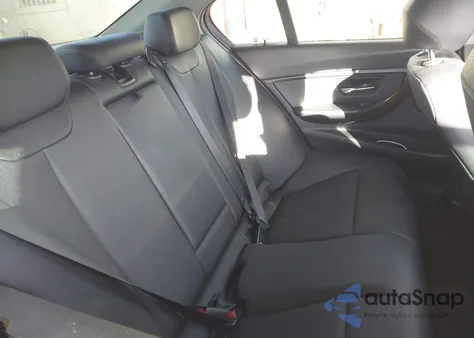 2015 BMW 328I z USA, uszkodzony, nr VIN WBA3C1C56FK123314